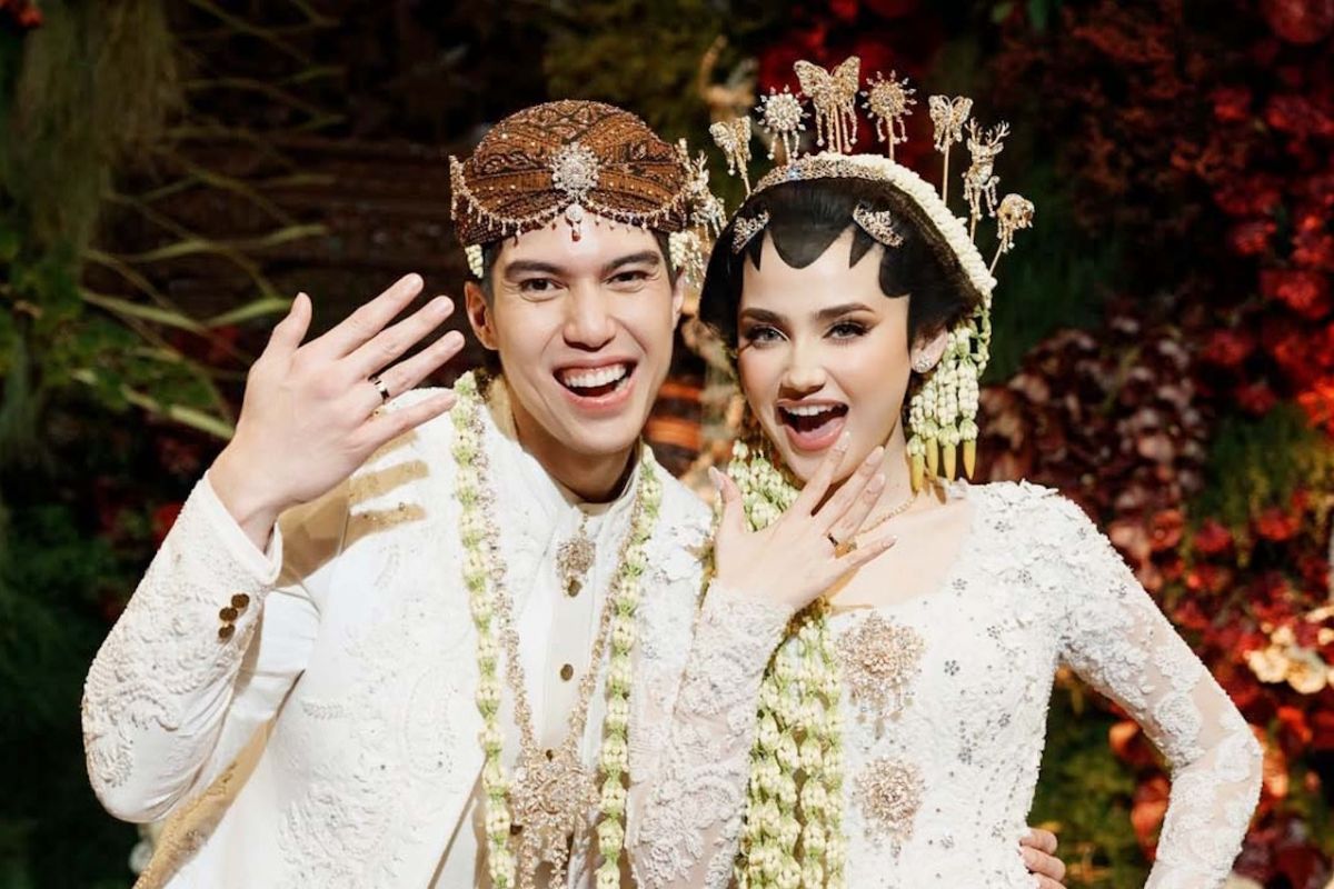 Akad El Rumi–Syifa Hadju Bernuansa Jawa Modern, Suvenir Emas dan Maskawin Jadi Sorotan