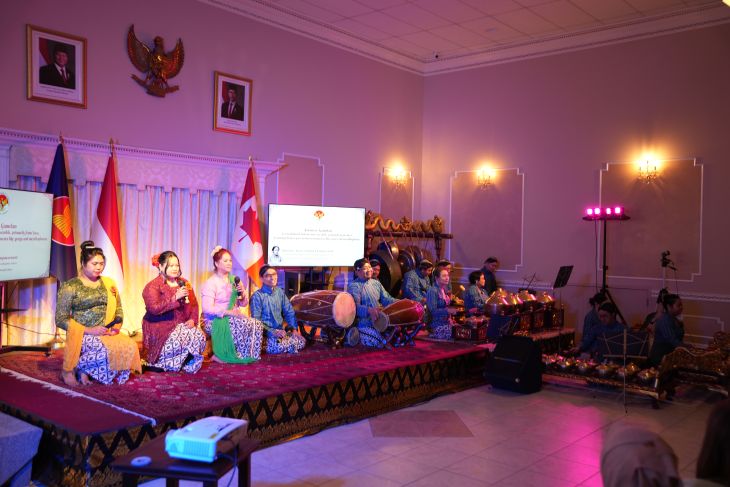 Semangat Kartini Menggema di KBRI Ottawa, Jadi Inspirasi Global dan Dorong Peran Perempuan