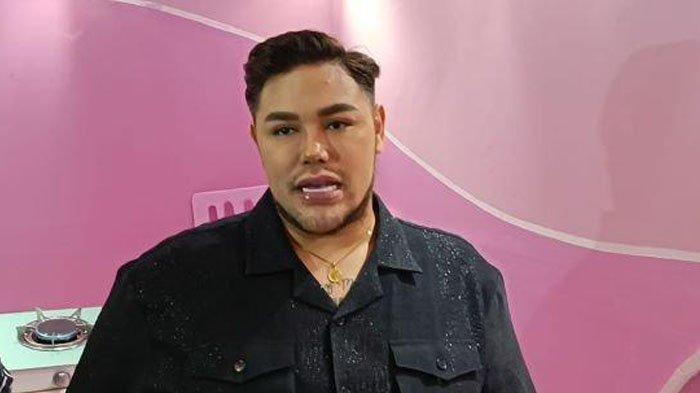 Ivan Gunawan Dan Ruben Onsu Tak Pernah Bayangkan Berangkat Haji Bersama
