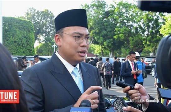 Profil Angga Raka Prabowo Wamen Komdigi Sekaligus Komut Telkom