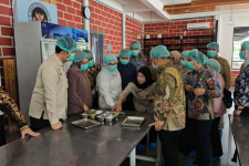 Program Makan Bergizi Gratis Kini Dipantau Lewat Aplikasi Reviu MBG