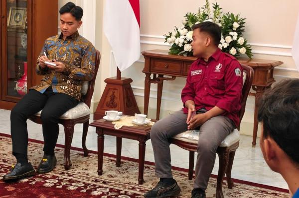 Gibran Terima Aspirasi Mahasiswa, Pertemuan Bahas Dokumen Tuntutan di Kantor Wapres