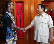 Bela Erika Carlina, Young Lex Semprot Pria yang Tak Bertanggung Jawab
