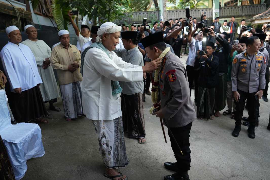 Silaturahmi ke Madura, Jenderal Sigit Minta Doa Ulama untuk Pengabdian Polri