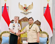 Presiden Prabowo Subianto Terima Medali Kehormatan dari Komando Operasi Khusus AS