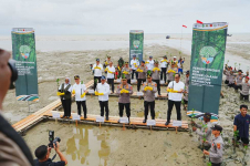Kapolri Listyo Sigit: Gerakan Mangrove Sejak 2015 Demi Lawan Abrasi dan Emisi