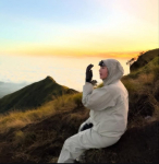 Viral Momen Romantis di Merbabu, Amanda Manopo Ungkap Makna Bahagia dan Tujuan Hidup