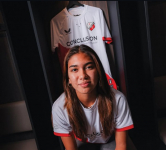 Resmi ke FC Utrecht, Claudia Scheunemann Jadi Wanita Indonesia Pertama Tampil di Liga Eropa