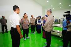 Hadirkan Lapangan Kerja dan Gizi Sehat, Kapolri Groundbreaking 13 SPPG di Jawa Timur