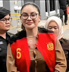 Dua Peran Utama Batal, Nikita Mirzani Merasa Rugi Besar