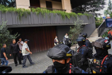 KPK Sita Rumah Mewah Anggota DPRD Bengkulu Vinna Ledy di Jakarta Selatan