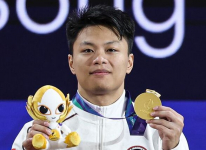 Profil Rahmat Erwin Abdullah, Atlet Angkat Besi yang Sumbang Emas Kedua Indonesia