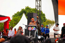 Apel Akbar Kebangsaan Buruh, Kapolri Apresiasi Gerakan Buruh yang Aman, Damai, dan Dukung Pemerintah
