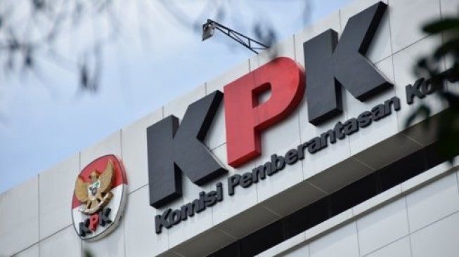 KPK Panggil Bupati OKU Teddy Meilwansyah Terkait Kasus Suap Proyek PUPR