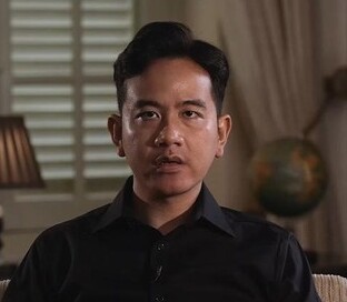 Gibran Jawab Putusan MK soal Ijazah Setara SMA: “Kalau Saya Tidak Lulus SMA, Nggak Mungkin Bisa Kuliah”