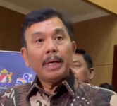 Syahganda Sebut Karhutla Penyebab Asap ke Malaysia dan Singapura sebagai Fenomena Alam