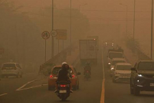Asap Karhutla Terdeteksi di Atmosfer Jakarta, Warga Diimbau Pakai Masker