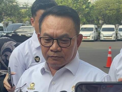 Prabowo Gelar Rapat Bahas Karhutla, Dudung Sebut Indonesia Masih Sanggup Tangani Kebakaran