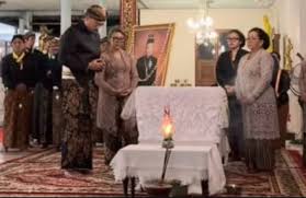 Kota Solo Bersiap Melepas Sri Susuhunan Pakubuwono XIII Hangabehi dengan Upacara Adat