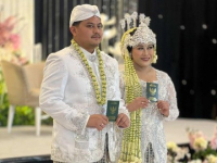 Kabar Bahagia! Boiyen Dan Rully Anggi Kini Resmi Menikah Dan Menjadi Pasangan Suami Istri