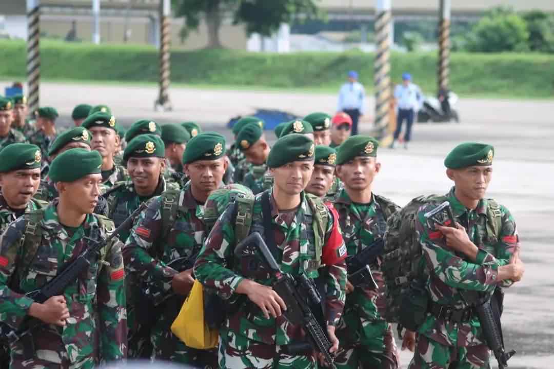 Prajurit Yonif 501 Kostrad Mantapkan Kemampuan Lintas Udara Jelang Latihan Kogab TNI