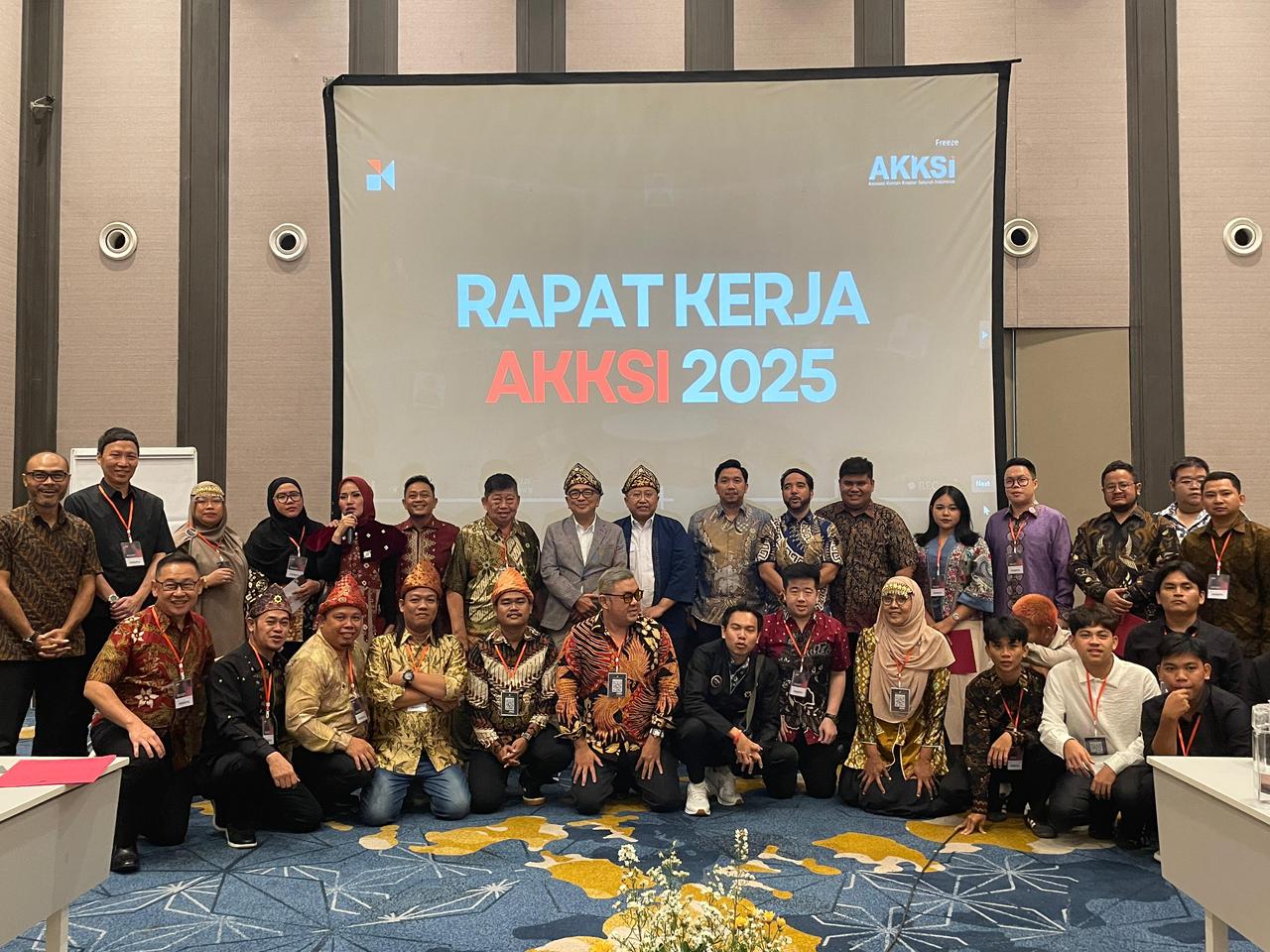 AKKSI Resmikan dan Lantik Delapan DPW Baru, Perkuat Representasi Kreator di Daerah